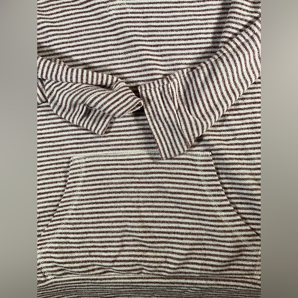 Striped Hoodie (L) - Picture 4 of 5